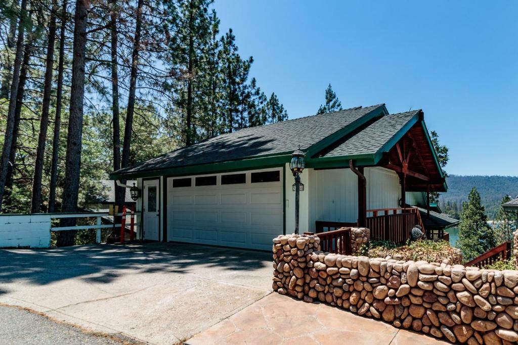 Knott Lakeview photo 3