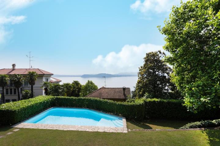 A Balcony on Lake Maggiore photo 1