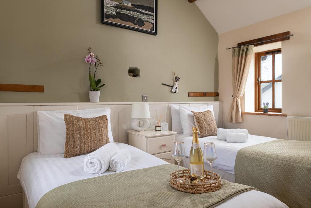 Beautiful Countryside cottage on the North Wales Coast photo 2