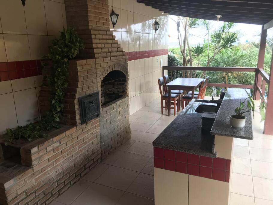 CASA SURYA, Piscina Fantástica, Churrasqueira, Completa, 18 HÓSPEDES na REGIÃO DOS LAGOS - Casa de Campo photo 2