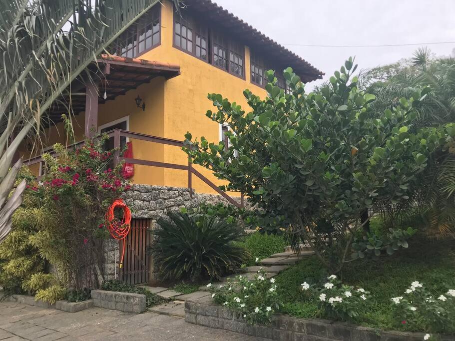 CASA SURYA, Piscina Fantástica, Churrasqueira, Completa, 18 HÓSPEDES na REGIÃO DOS LAGOS - Casa de Campo photo 4