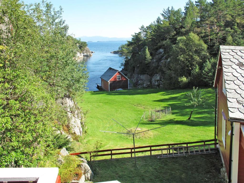 Holiday Home Laksevågen - FJH614 by Interhome photo 3