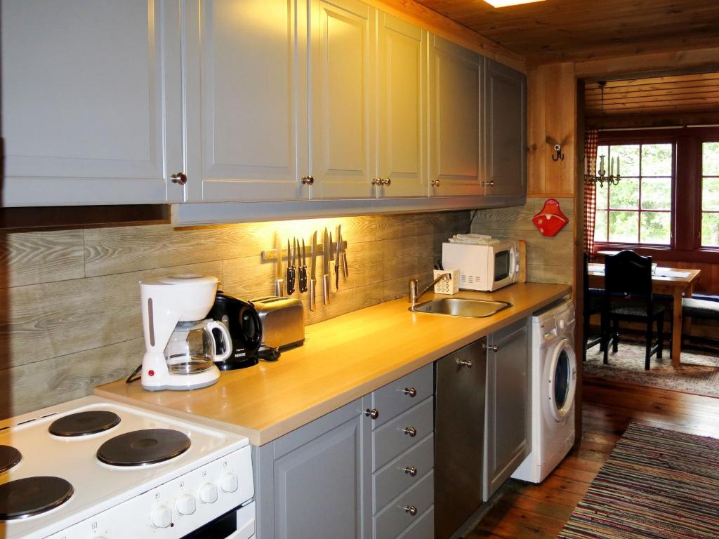 Chalet Vigdisheimen - SOO225 by Interhome photo 3
