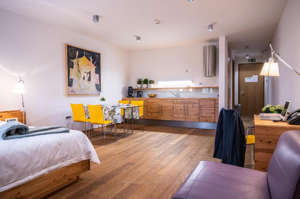Vila Vipolže - Rooms & J. Suites photo 3