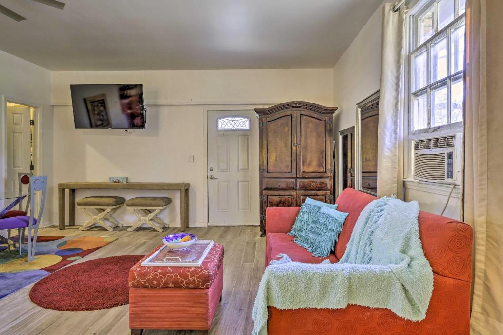 Vibrant Studio Unit Near Stone Mountain Park! photo 4
