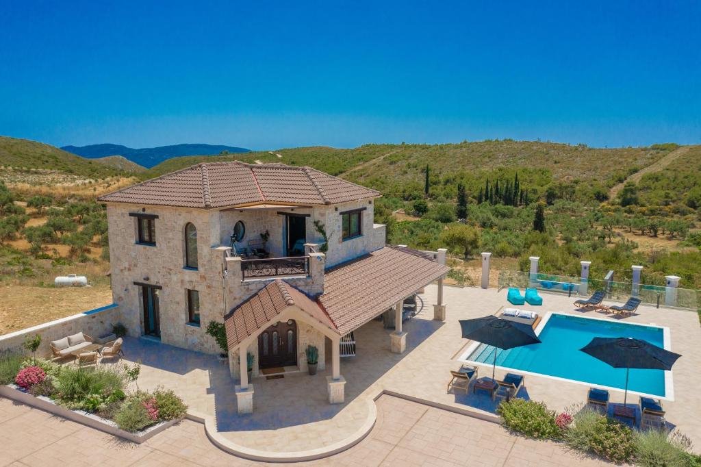 Villa Koukouvayia photo 1