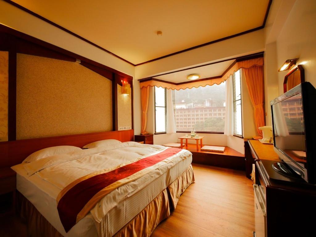 Utopia Holiday Hotel photo 2