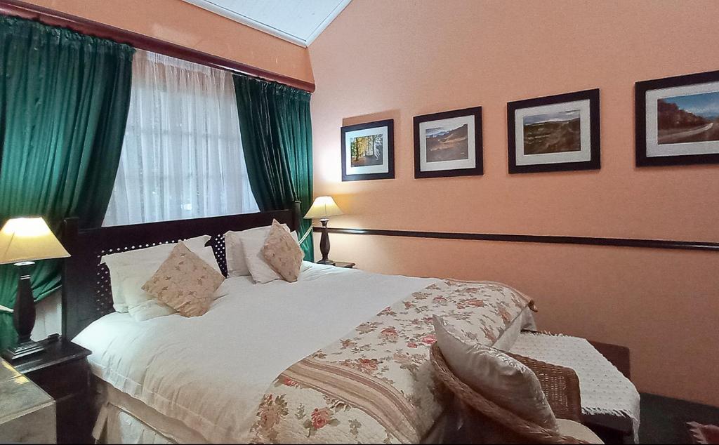 Birches Cottage & the Willows Garden Room photo 4