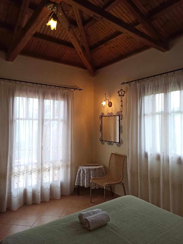 Villa Oceanis - Luxury Seaside Villa photo 2
