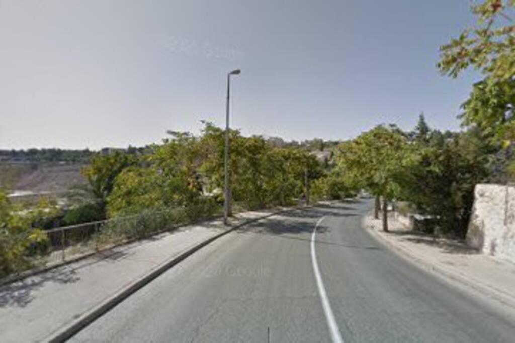 oded Inviting housing photo 3