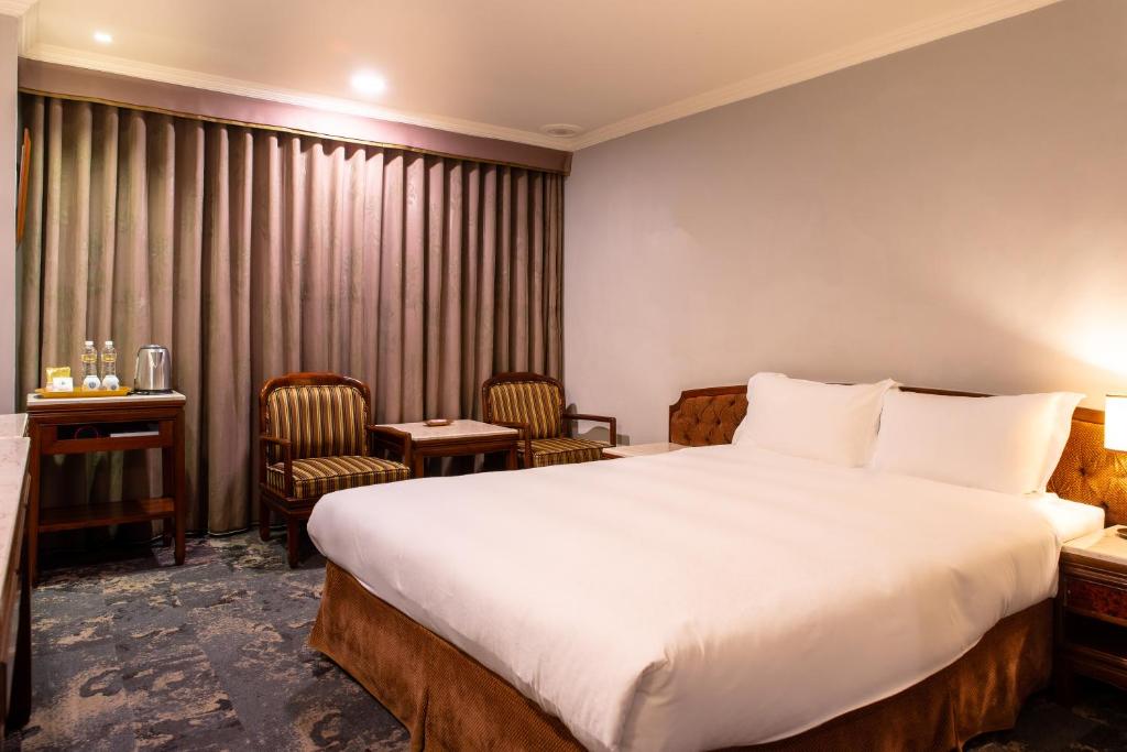 Chiayi King Hotel photo 3
