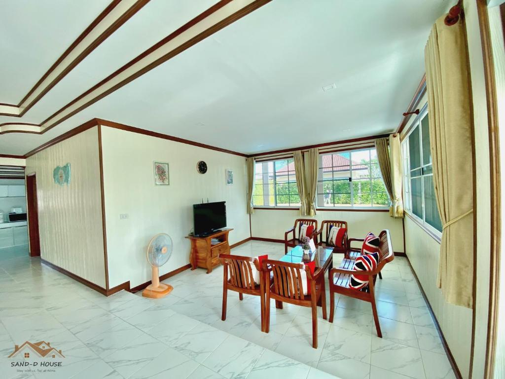 Sand-D House Pool Villa A6 at Rock Garden Beach Resort Rayong photo 3