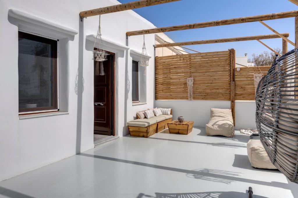 ENDLESS BLUE from Syros - Vari Resort photo 4