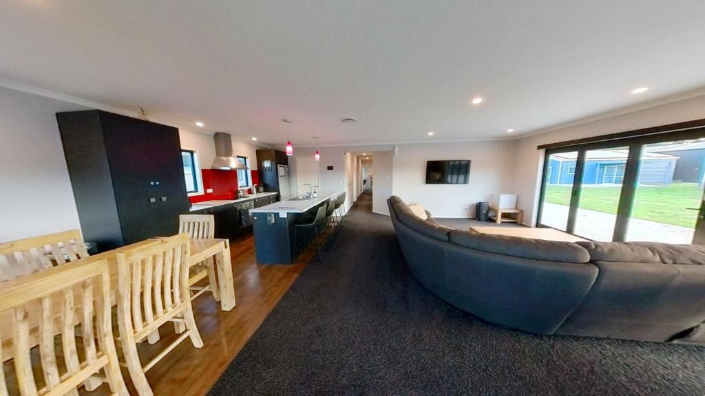 Full holiday home to yourself, up to 21 guests photo 1