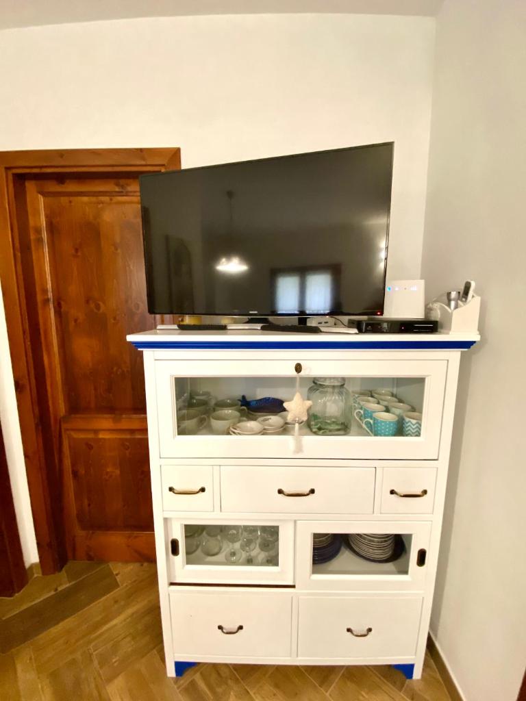 Casa bouganville Vignola Mare photo 1