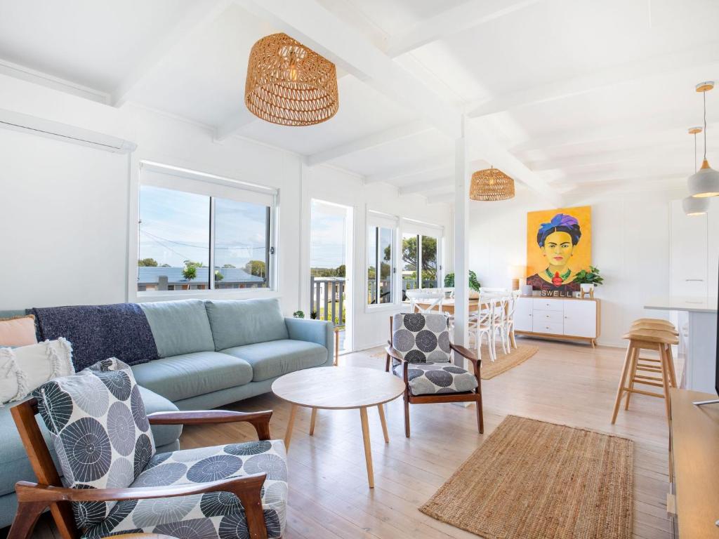 Swell I Pet Friendly I 2 Mins Walk to Beach photo 2