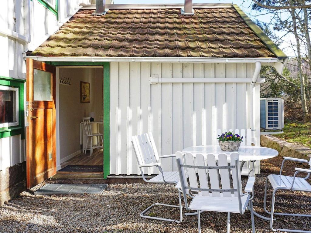 Holiday home HUNNEBOSTRAND XII photo 1