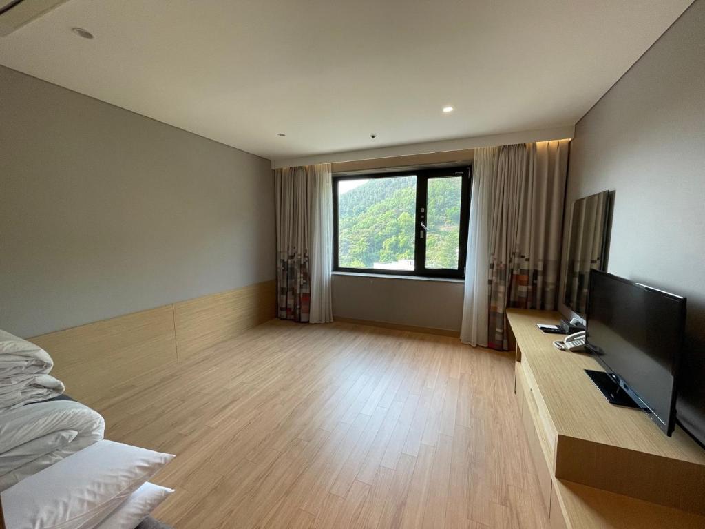 Mudeung Park Hotel photo 3
