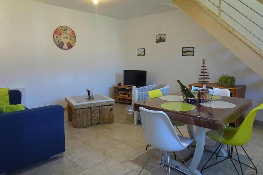 Semi-detached house, Lancheres photo 1