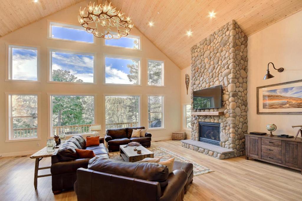 River Rock Retreat image