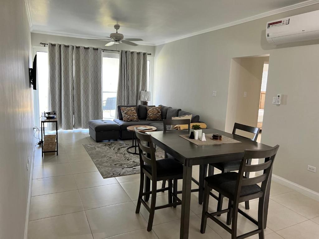 New luxurious retreat near Ocho Rios photo 2