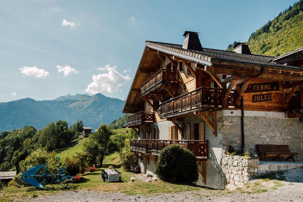 Ferme A Jules - Stunning Farmhouse sleeps up to 26 photo 1