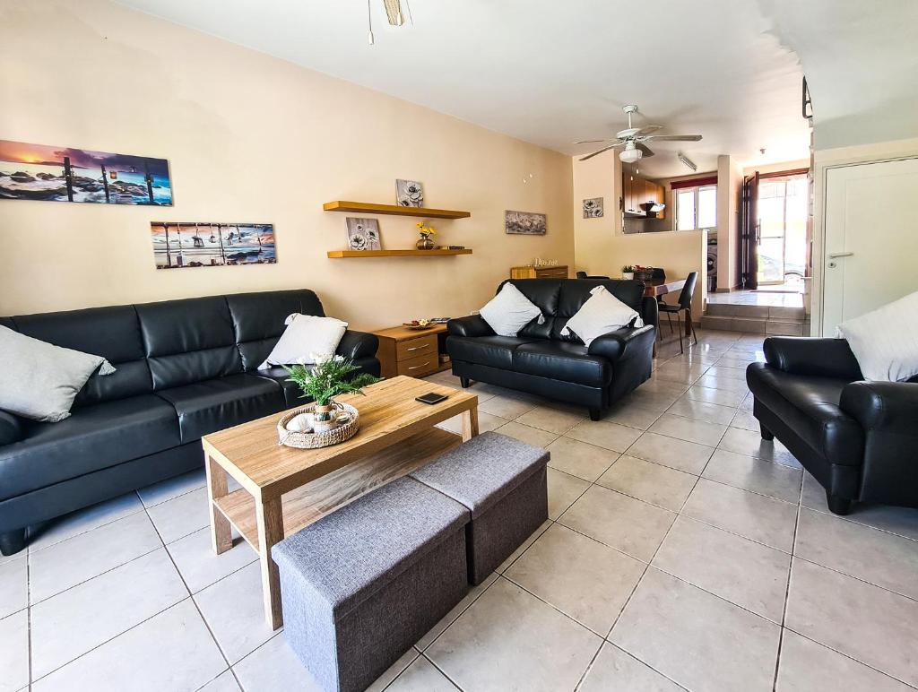 Serena Townhouse photo 3