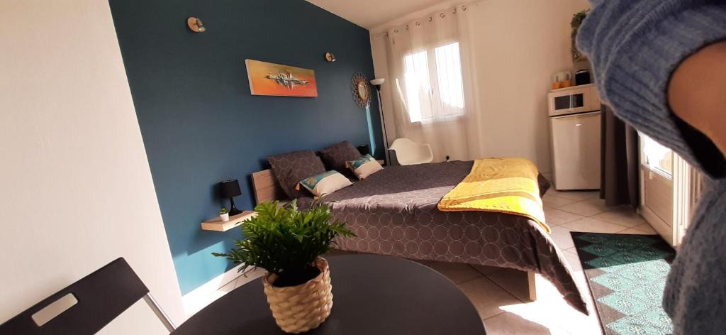 Chambre calme avec piscine photo 3