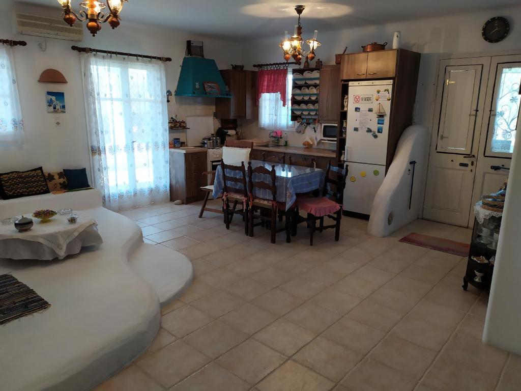 Traditional House Marivilla photo 3