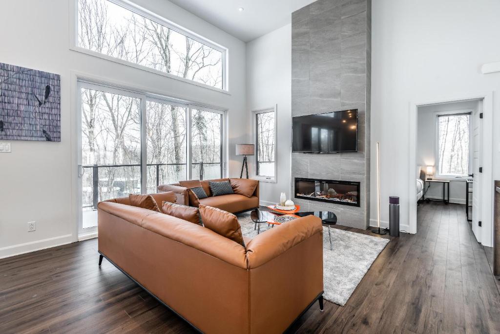 Luxurious Villa Tremblant 4 Bdrs W Hot Tub B5 photo 4