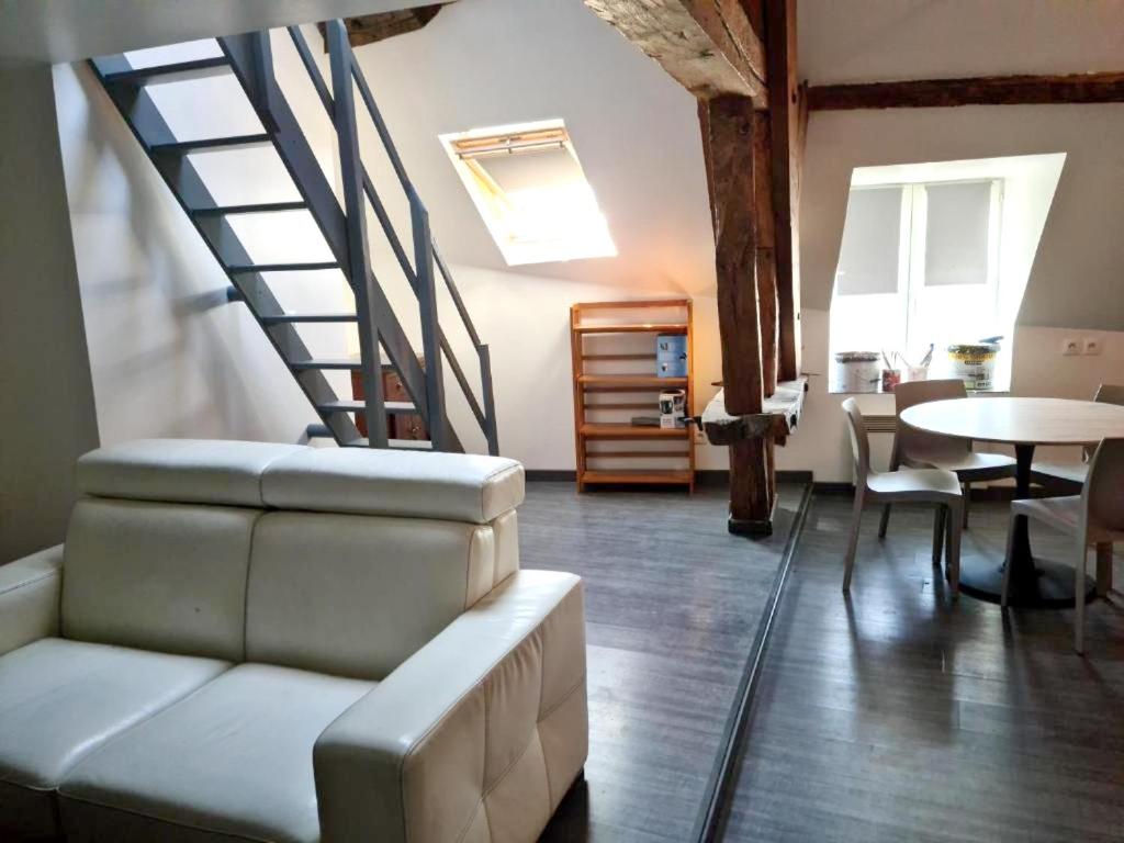 Appartement d'une chambre avec wifi a Beaugency photo 3