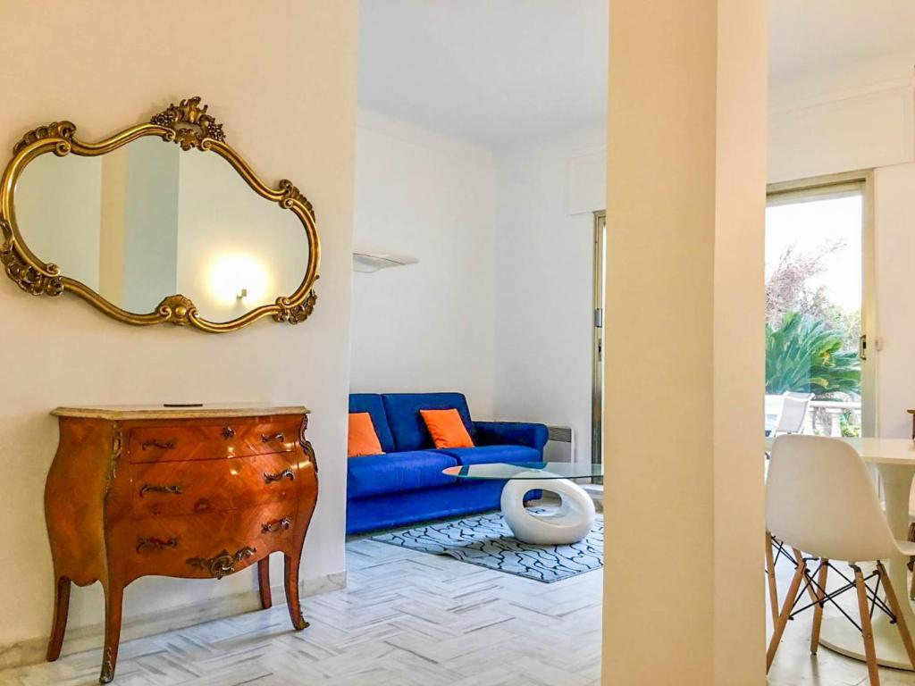 Authentic and beautiful one bedroom apartment Seafront with Garden Cannes photo 1