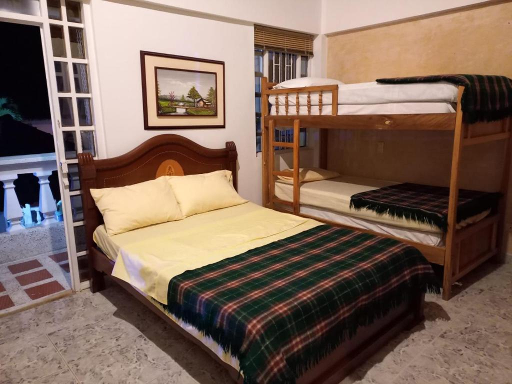 Casa Campestre La Colombiana