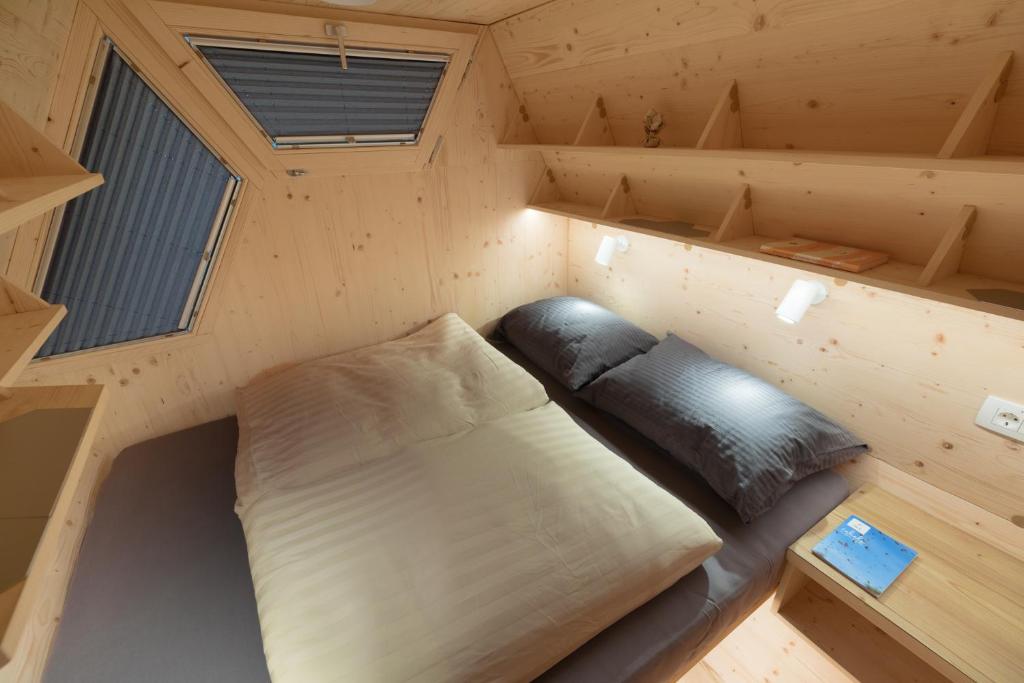 Honeybee Hostel - Hiša kranjske čebele photo 4