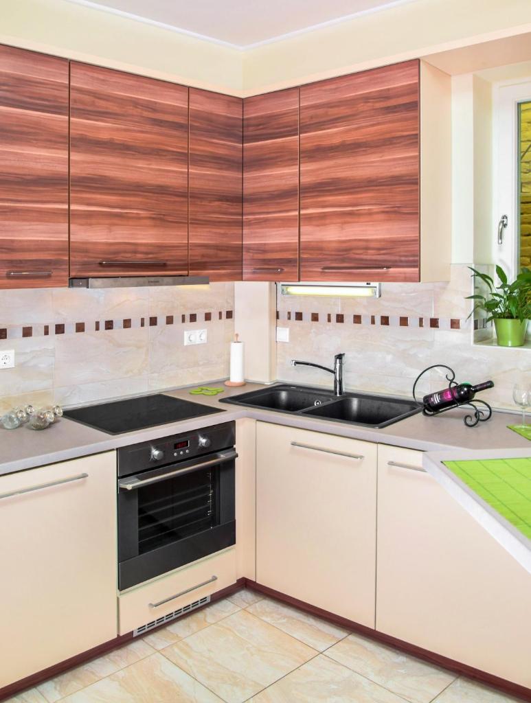 Апартаменты (Yellow Home - Роскошные апартаменты с 2 спальнями и балконом - 2. Révay köz Budapest 1065), Basilica Apartments