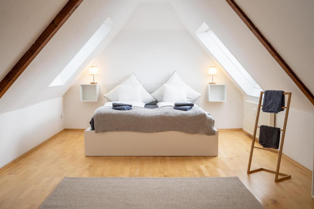 Große 3-Zimmer Maisonette Wohnung in Neuhausen photo 2