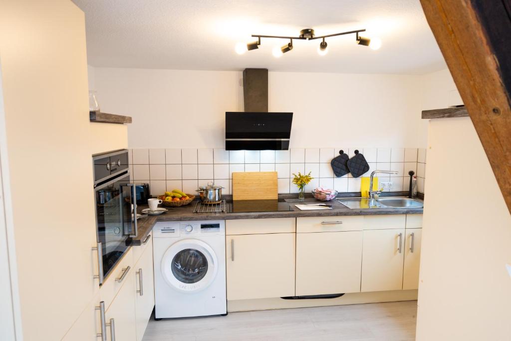 Große 3-Zimmer Maisonette Wohnung in Neuhausen photo 3