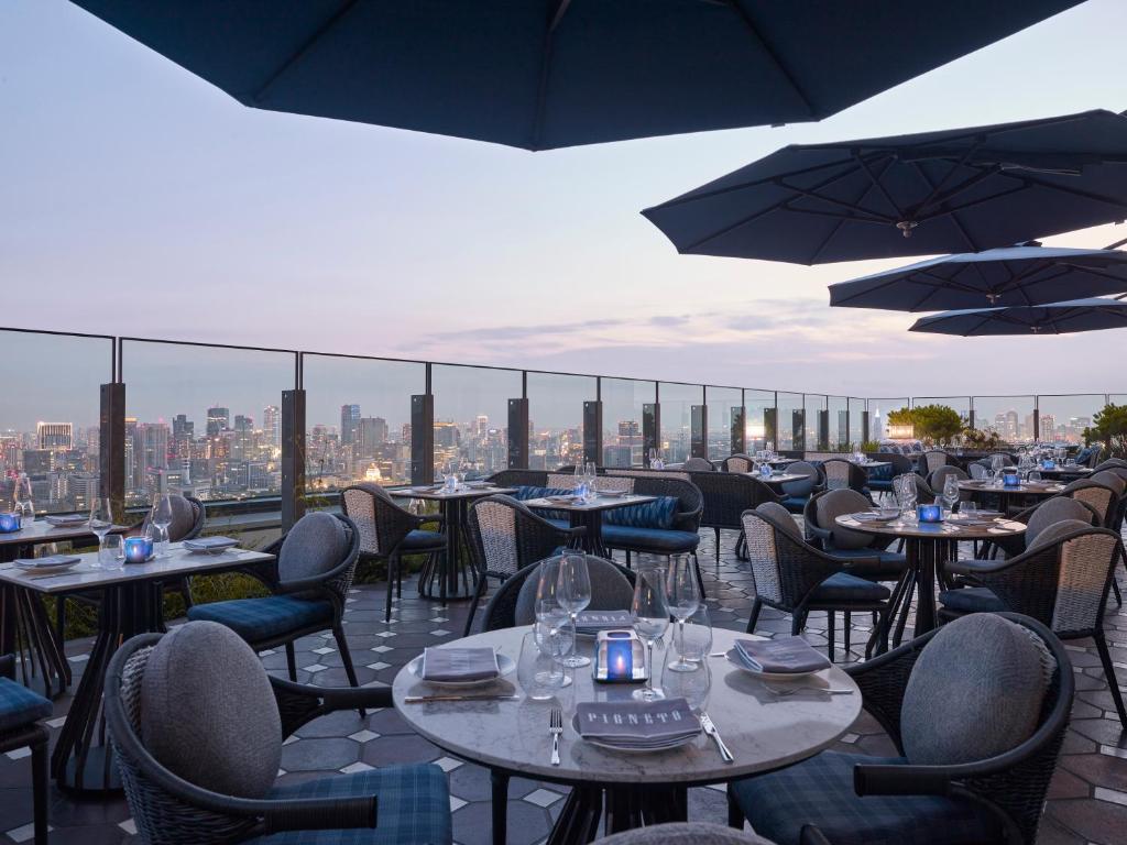 Four Seasons Hotel Tokyo at Otemachi photo 2