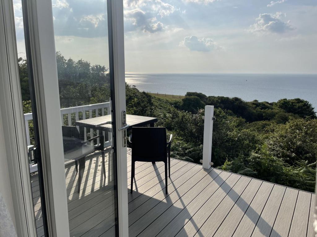 Sea Breeze Lodge photo 1