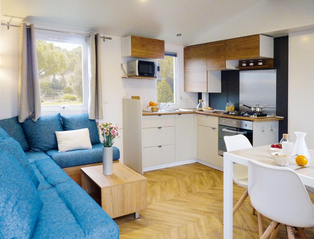 Charmant mobile-home 4 personnes - Camping 4 étoiles