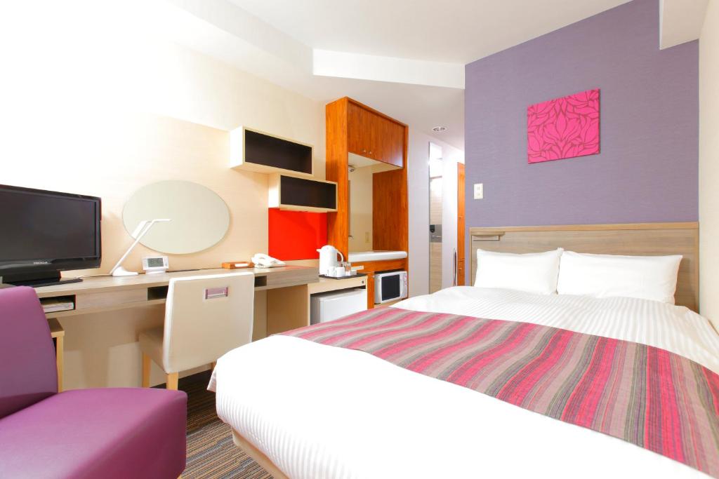 Hotel MyStays Asakusa Room Type - Small Double Room - Non-Smoking, Optional Cleaning for Additional Cost Hotel MyStays Asakusa Room Type - Small Double Room - Non-Smoking, Optional Cleaning for Additional Cost