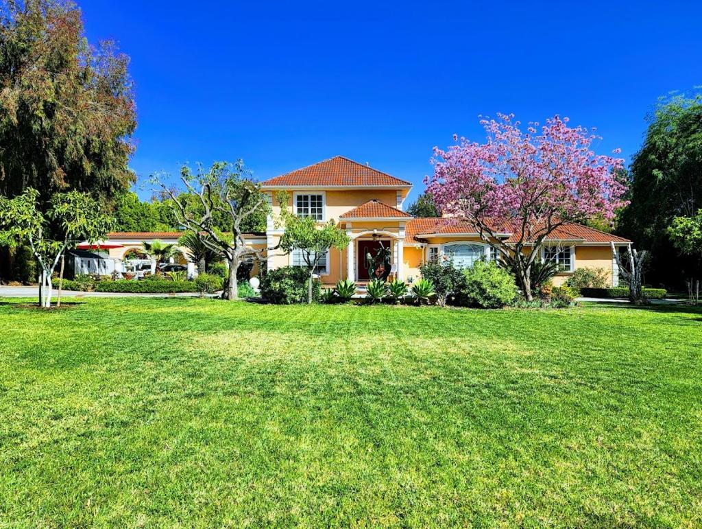 628 Madre Street photo 1