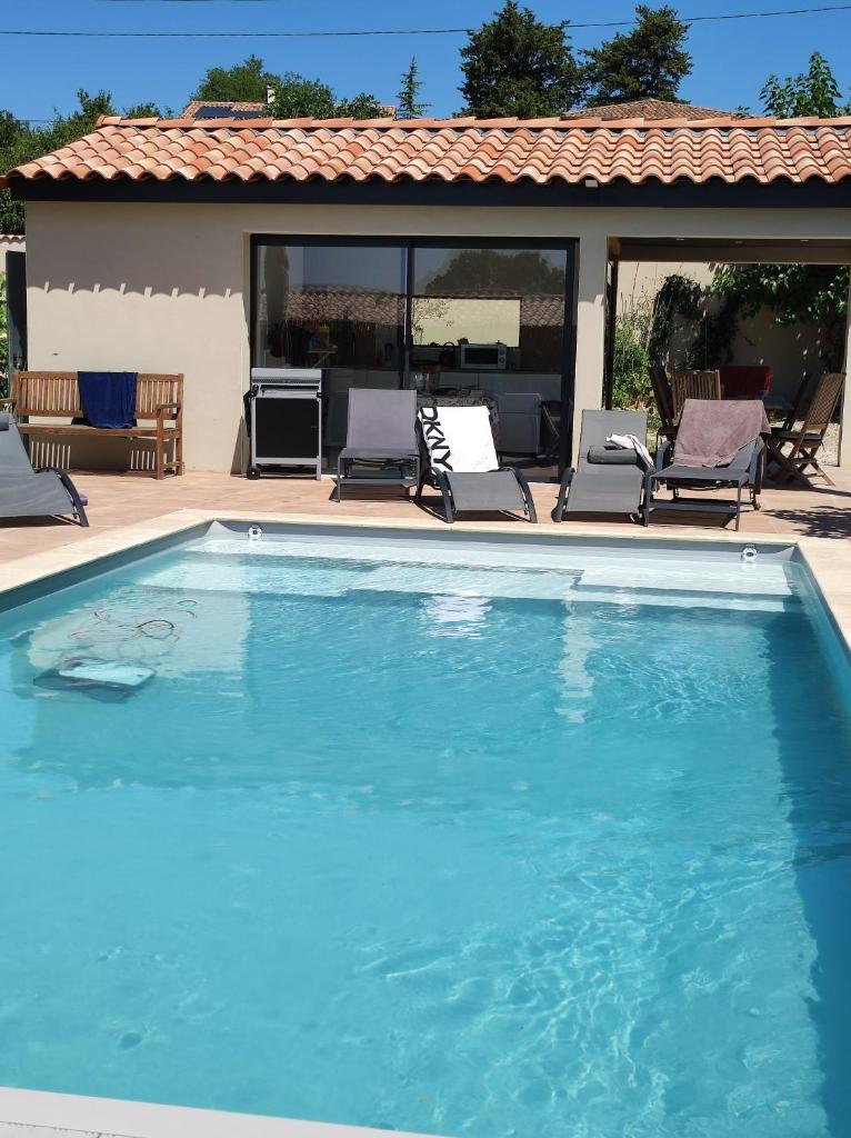 La Maison des Romarins Chambres Cosy Climatisées Piscine Cuisine photo 2