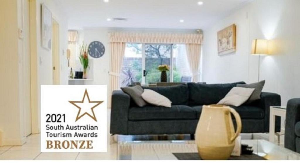 Adelaide Style Accommodation-Close to City-North Adelaide-3 Bdrm-free Parking photo 1