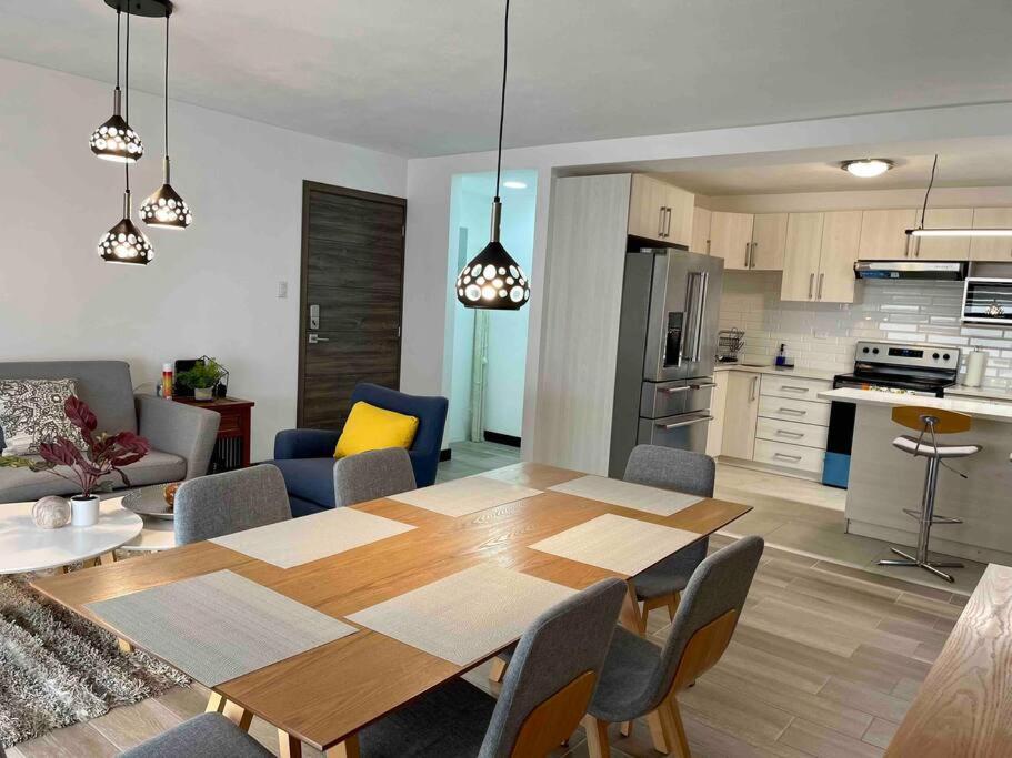 Lovely 2 bedroom rental unit with free parking photo 3