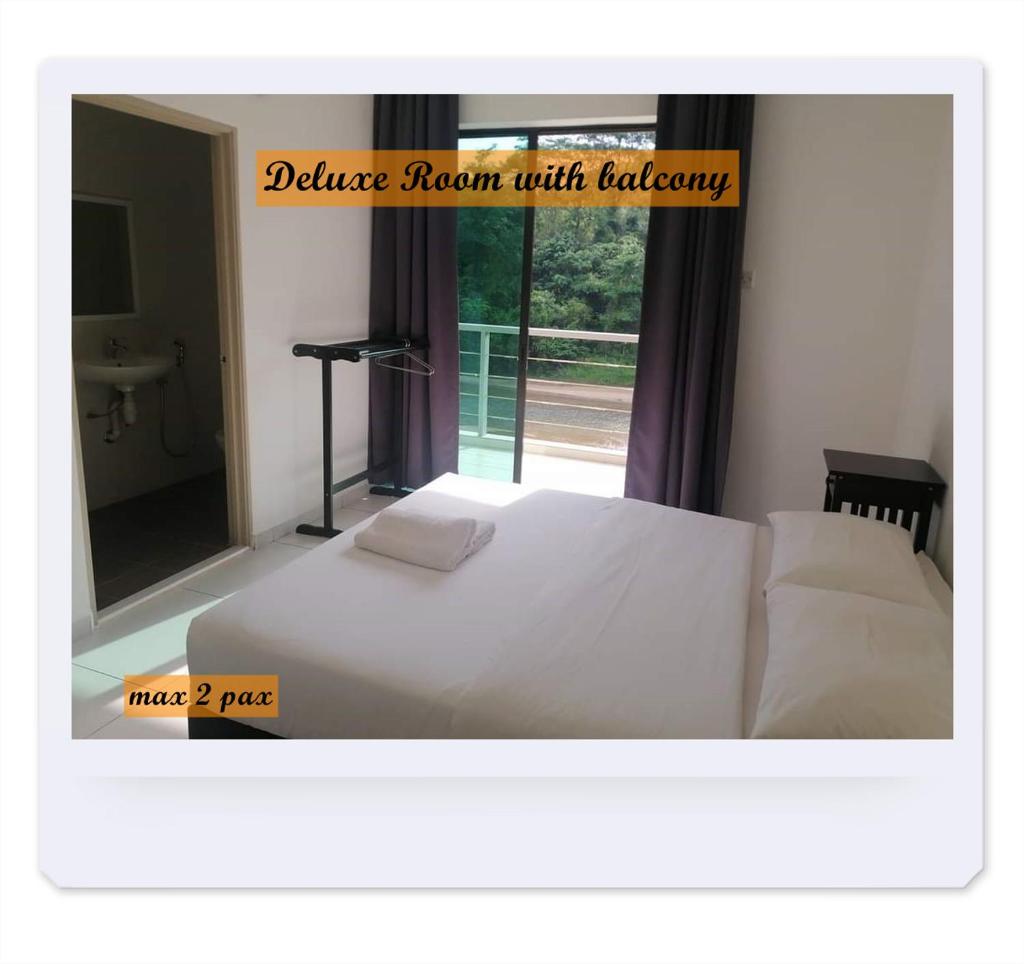 RIVERSIDE PALM INN SG LEMBING photo 1