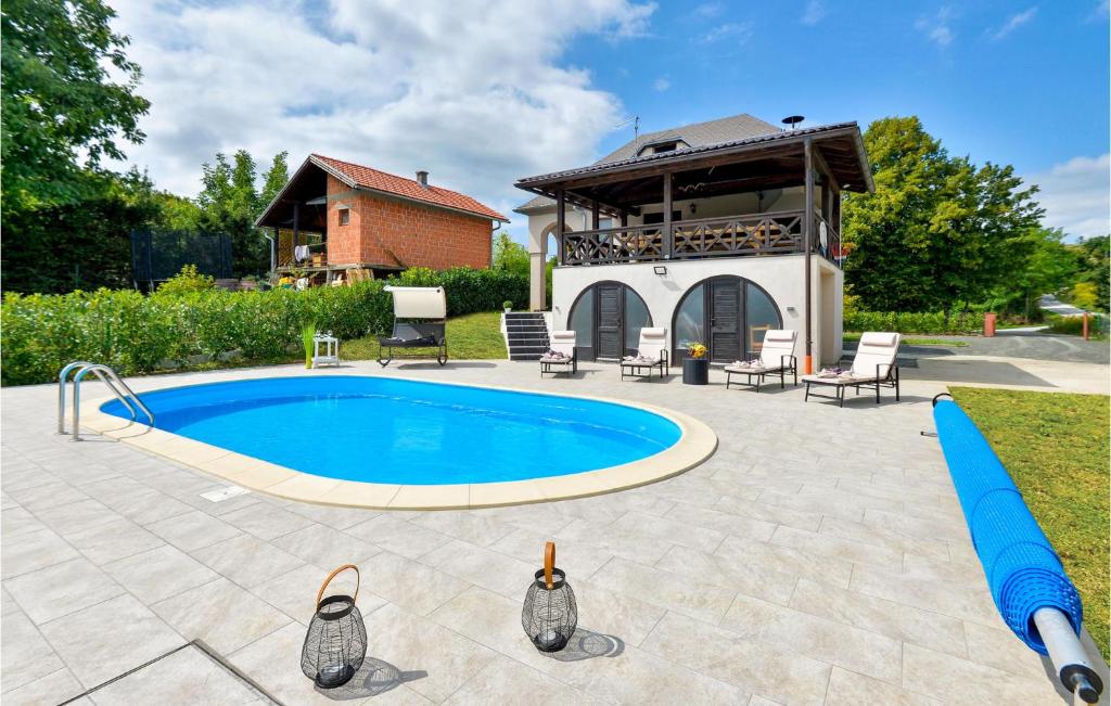 Beautiful Home In Rukljevina With Sauna, Wifi And Outdoor Swimming Pool photo 1