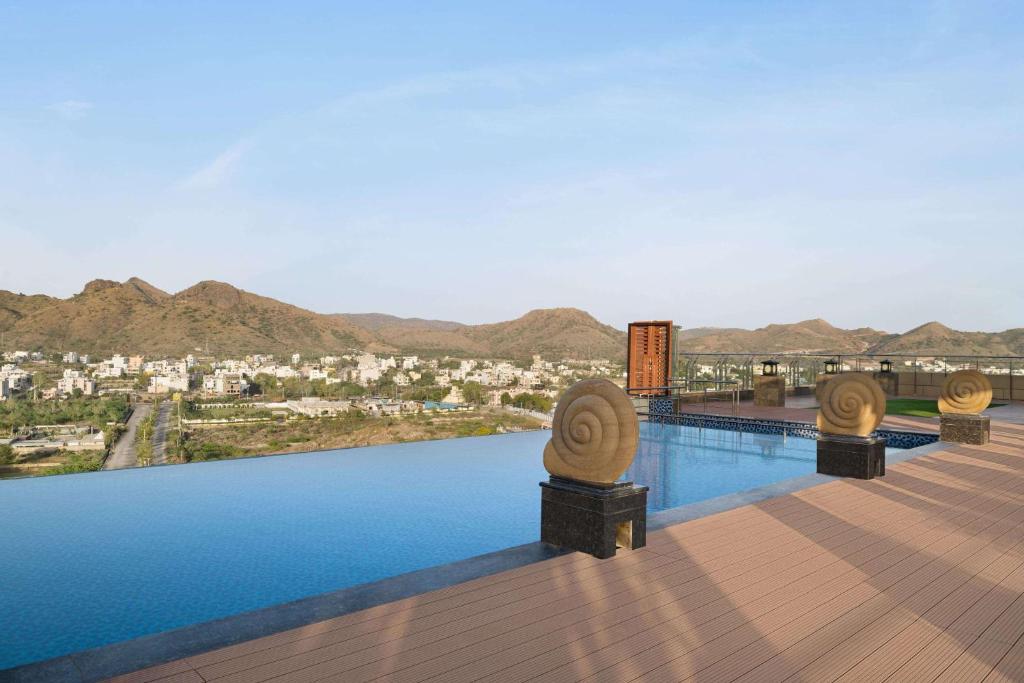 Howard Johnson by Wyndham Udaipur Roop Nagar photo 4