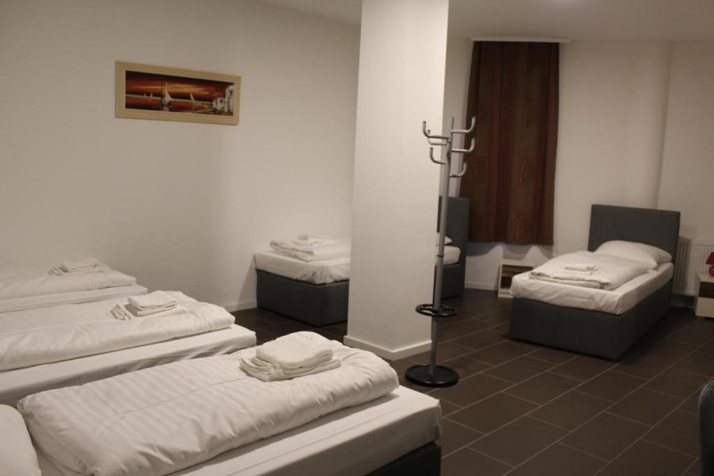 David's Hostel photo 4