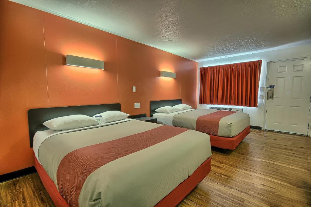 Motel 6-Lima, OH photo 2